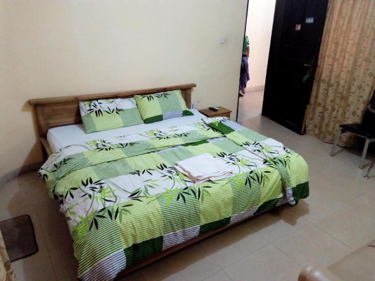 Royal Green Guest House Abeokuta Exterior foto