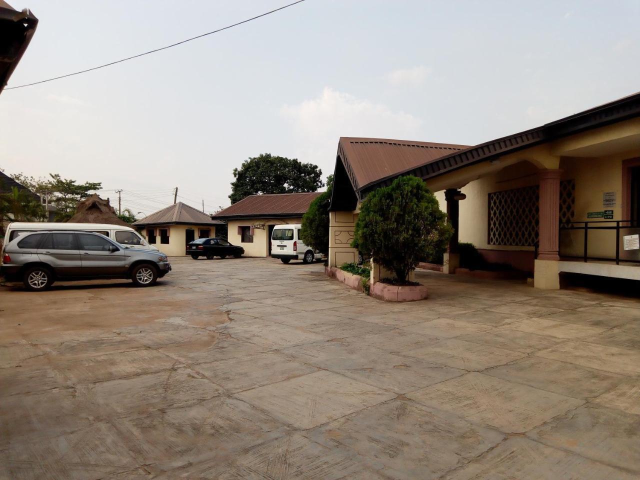 Royal Green Guest House Abeokuta Exterior foto
